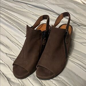 Gentle Souls Leather Women's Sandals 7.5